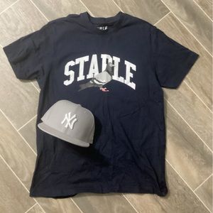 STAPLE PIGEON TEE SIZE SMALL (SEND OFFERS)